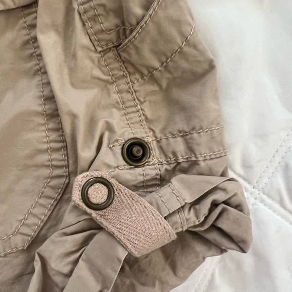 Khaki shorts - Picture 5 of 6